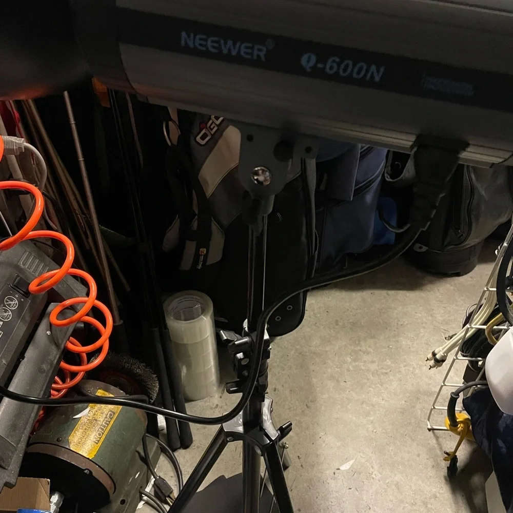 Photo Light Newer 600 Plus Tripod Stand